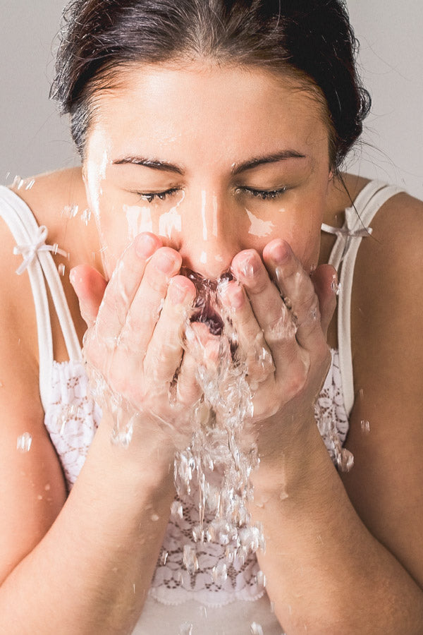 Step 1: Face Chai Creamy Wash for Dry and Sensitive Skin